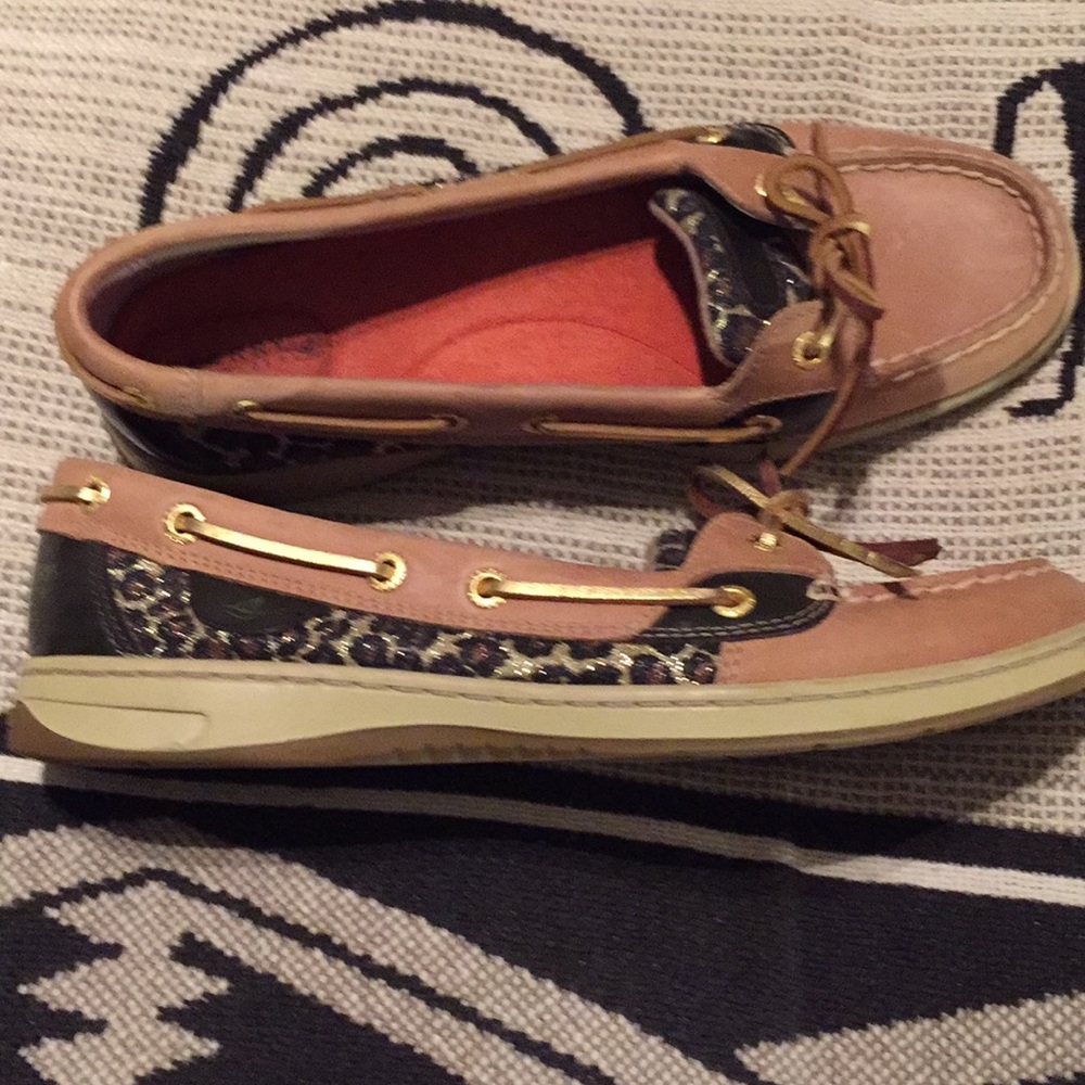 Sperry Women's Moccasins in Tan and Black